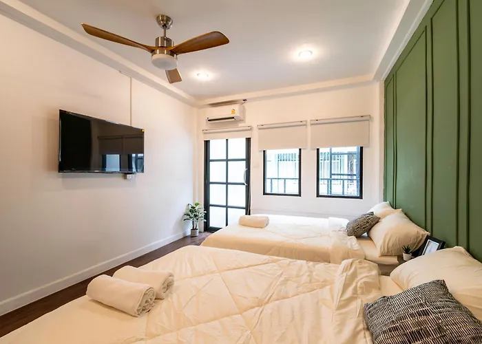 Ren Asoke L 8 Min Bts&mrt Asoke Sukhumvit Bangkok