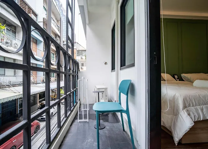 Ren Asoke L 8 Min Bts&mrt Asoke Sukhumvit Bangkok